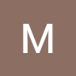 Meet your Posher, Mireya